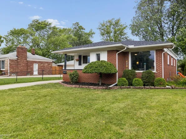 22731 Visnaw St, Saint Clair Shores, MI 48081