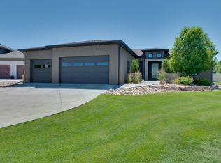 629 Falcon Crest Dr, Spearfish, SD 57783