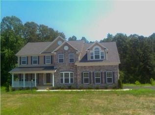 35517 Broken Arrow Rd, Round Hill, VA 20141