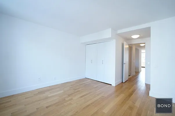 Rented by Bond New York | media 21