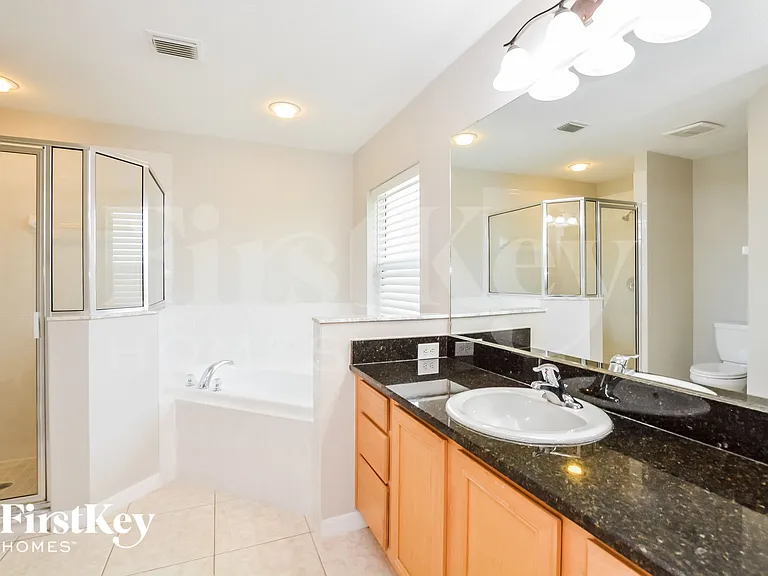 207 Shannon Ln — Photo 10