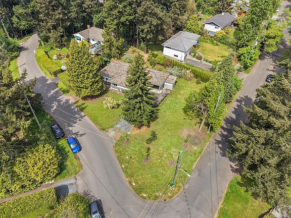 2nd image of 4047 Haro Rd