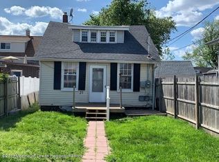 21 Ocean Ave, Middletown, NJ 07748
