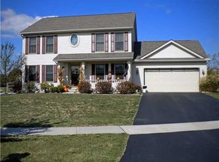 381 Nora Dr, Perrysburg, OH 43551