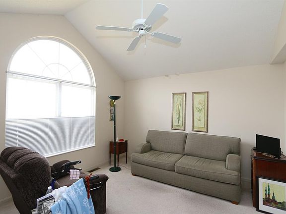2nd image of 6558 Karincrest Dr