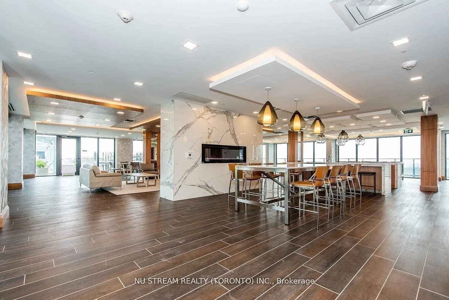 2 bed, $2,700 — Photo 3