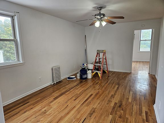 3rd image of 29 Skillman Ave APT 3R