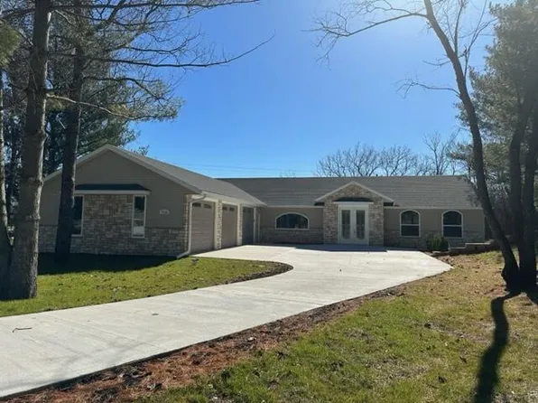 7516 Pine Ridge DRIVE, Burlington, WI 53105