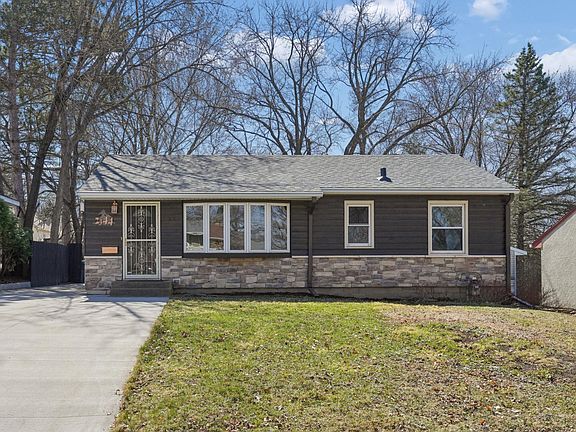 2nd image of 2344 Cowern Pl E