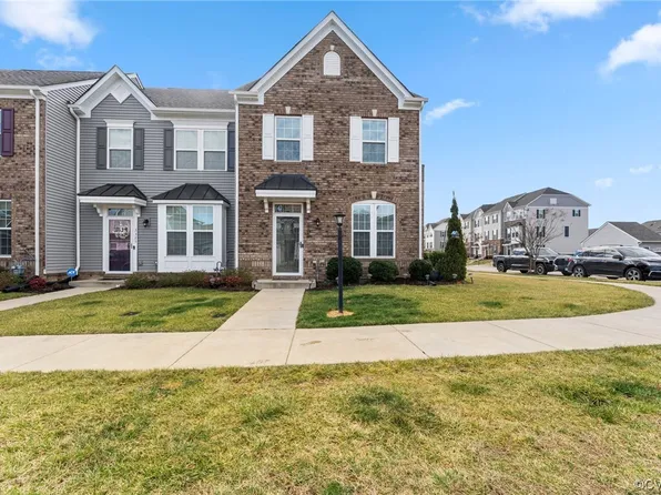 3329 Argent Ln, North Chesterfield, VA 23237