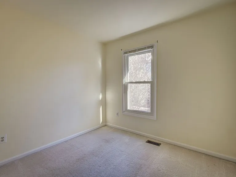 14907 Bradwill Ct — Photo 35