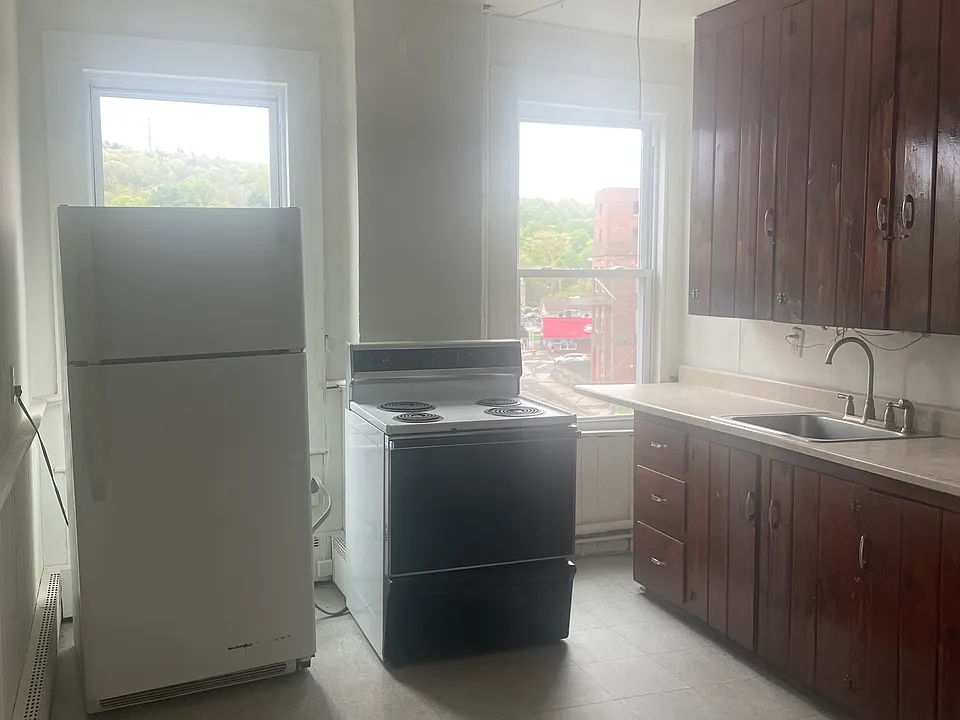 110 Main St #1