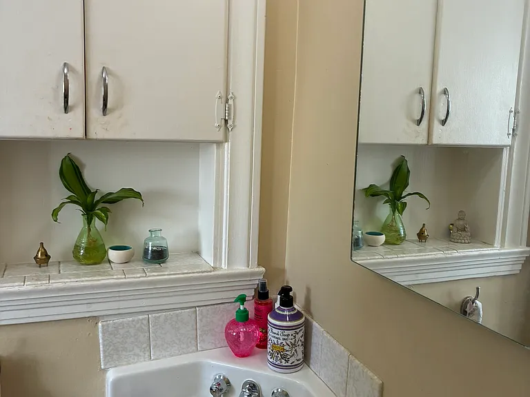 821 Hilmar St — Photo 11