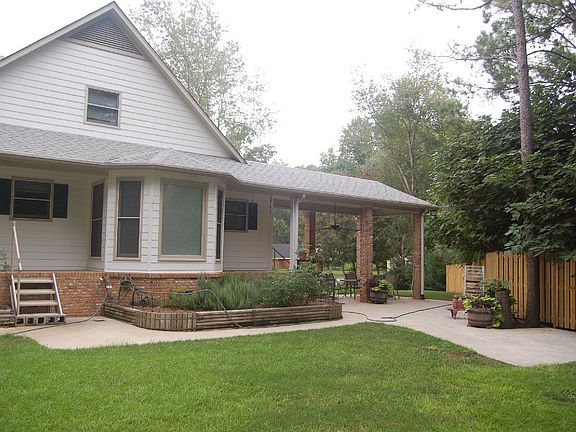 Bay Window & Patio