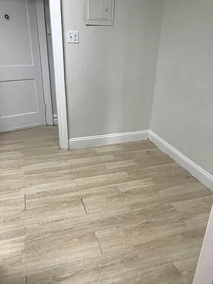 Rented by Johanna Gyuro, LREB | media 7