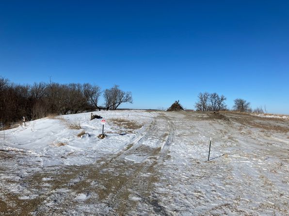 1 Sec #27, Lakota, ND 58344