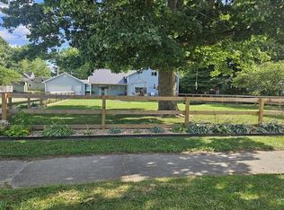 605 E Jackson St, Flora, IN 46929