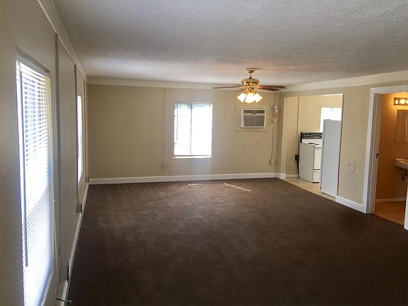 5th image of 703 1/2 E 25th St