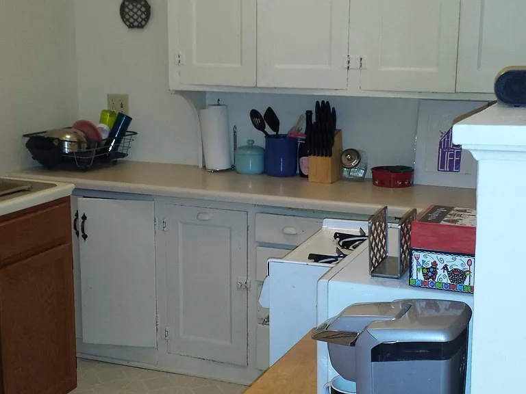 902 Grand Ave — Photo 13
