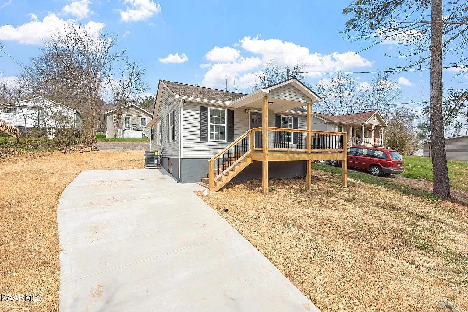 2715 Addison Dr — Photo 3
