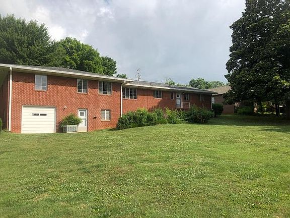 3rd image of 1712 Linda Ln