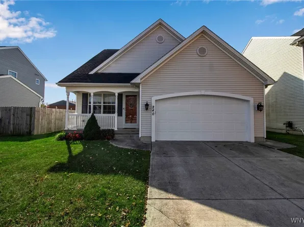 240 Sunset Ct, Amherst, NY 14228