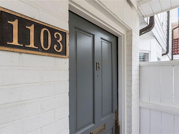 5th image of 1103 W 47th St APT B