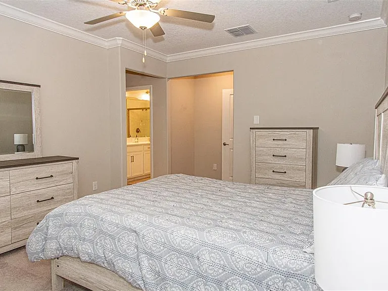 16657 Shell Bay Dr — Photo 29