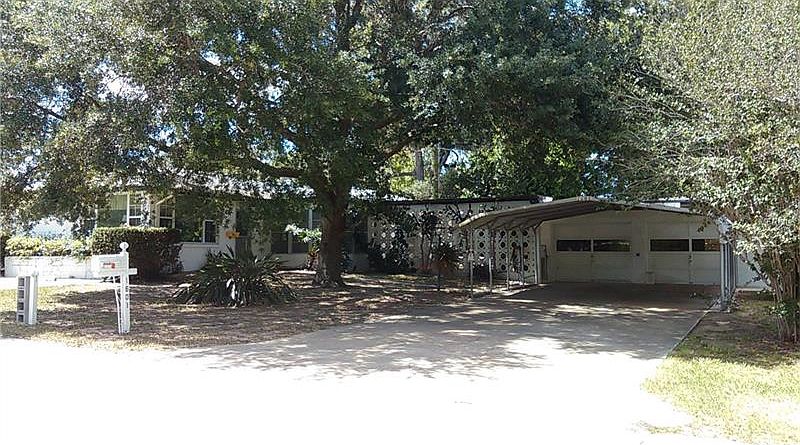 2nd image of 1601 Lake Nettie Dr