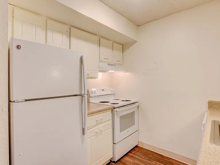 Ralston Park Apartments — Photo 14