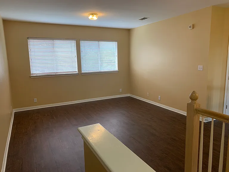 9211 Lily Rise — Photo 15