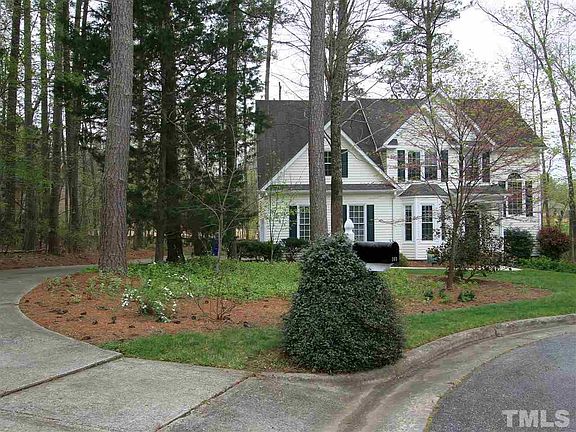 2nd image of 303 Orchard Ln Unit 6