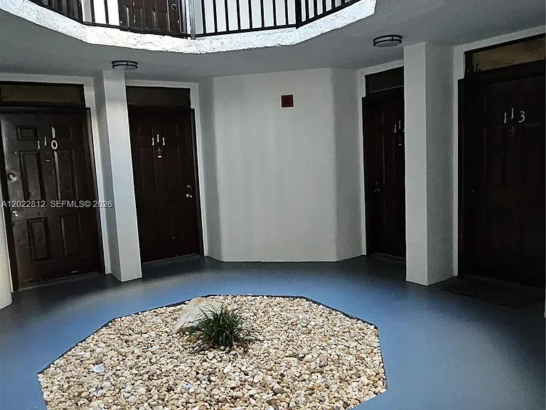 212 Lake Pointe Dr #113 — Photo 77
