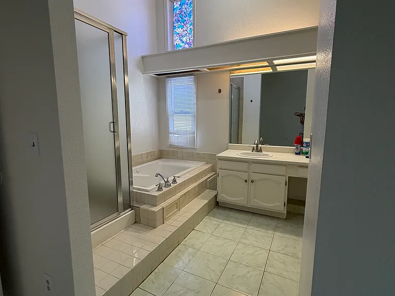 2450 S Oswego St — Photo 8