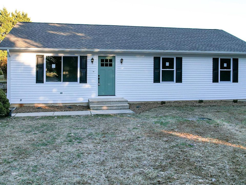 1st image of 17 River Ct