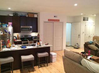 121 New St Unit 4D, Philadelphia, PA 19106
