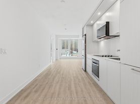 25 Cordova Ave