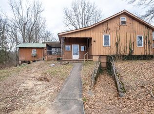 250 Airport Rd, Marble, NC 28905