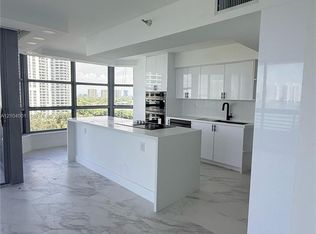 Mystic Point, Aventura, FL 33180
