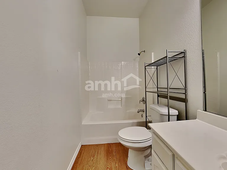 5745 Ozark Dr — Photo 15