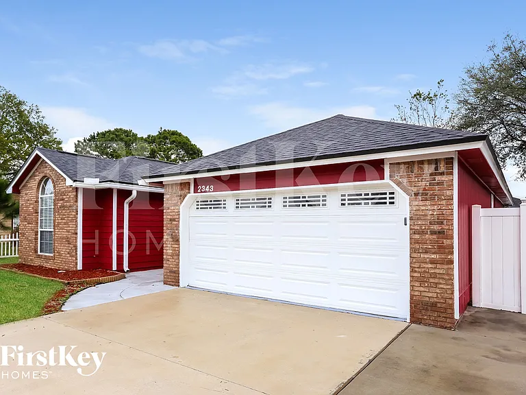 2343 Mindanao Dr — Photo 2