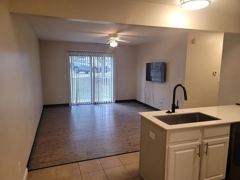 1304 Palmer Dr — Photo 105