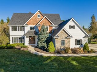 11012 Cedar Creek Rd, Cedarburg, WI 53012