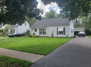 186 Bernhardt Dr, Amherst, NY 14226