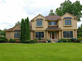 3273 Fieldstone Dr, Flushing, MI 48433