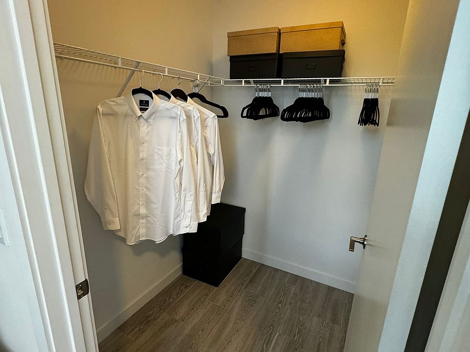 121 NW 25th St Miami FL Zillow