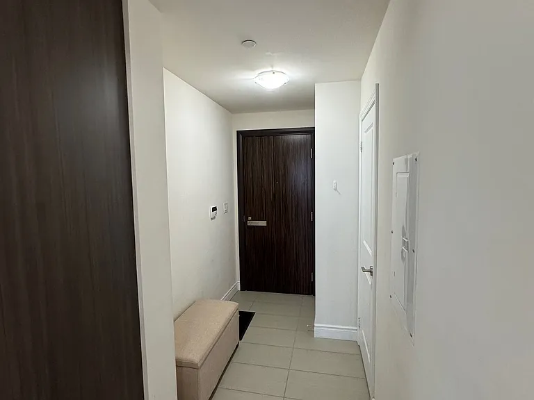 277 S Park Rd #1120 — Photo 4