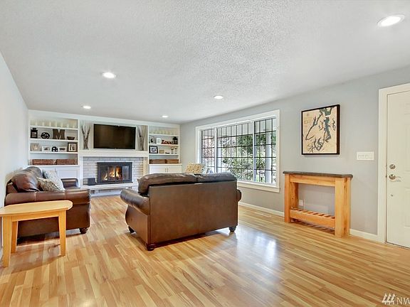 3rd image of 10259 6th Ave S