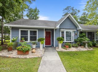600 N 35th St APT 201, Morehead City, NC 28557