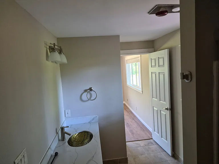 6610 NW Cornelius Pass Rd — Photo 7
